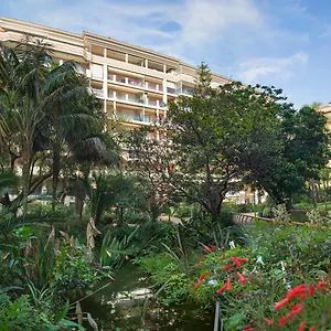 https://residence-pierre-vacances-les-rivages-du-parc.fr-provencehotel.com
